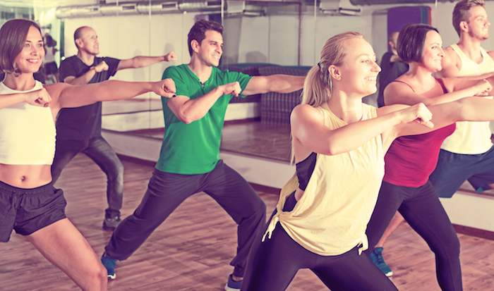 Zumba energinen tanssitreeni